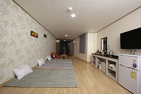 Dorcas Tourist Hostel