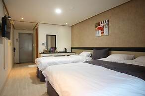 Dorcas Tourist Hostel