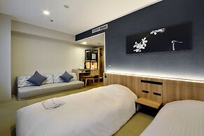 Premier Hotel Cabin Shinjuku