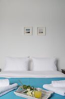 Santorini Traditional Suites