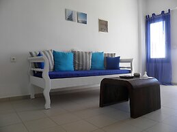 Santorini Traditional Suites