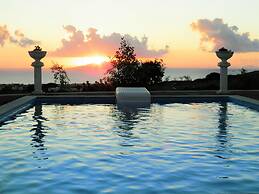 Santorini Traditional Suites