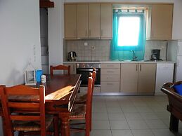 Santorini Traditional Suites