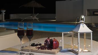 Santorini Traditional Suites