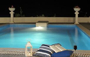 Santorini Traditional Suites