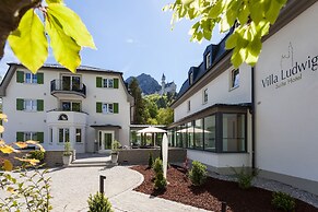 Villa Ludwig Suite Hotel & Chalet
