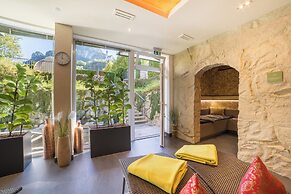 Villa Ludwig Suite Hotel & Chalet