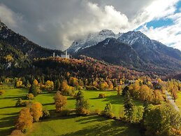 Villa Ludwig Suite Hotel & Chalet