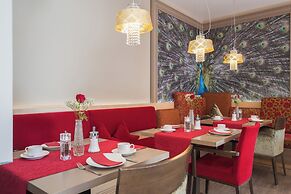 Villa Ludwig Suite Hotel & Chalet