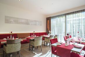 Villa Ludwig Suite Hotel & Chalet