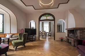 Villa Ludwig Suite Hotel & Chalet