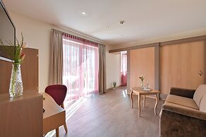 Villa Ludwig Suite Hotel & Chalet