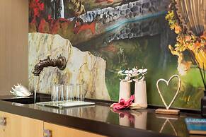 Villa Ludwig Suite Hotel & Chalet