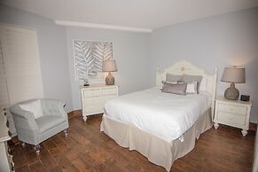 Beachside Towers at Sandestin by Panhandle Getaways