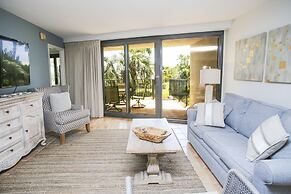 Beachside Towers at Sandestin by Panhandle Getaways