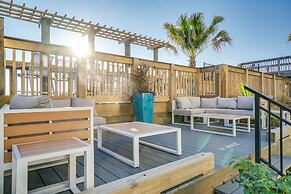 Beachside Towers at Sandestin by Panhandle Getaways