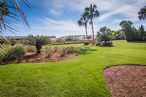 Beachside Towers at Sandestin by Panhandle Getaways