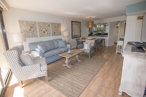 Beachside Towers at Sandestin by Panhandle Getaways