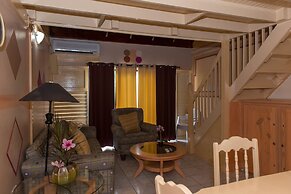 Tropical Beach Suite