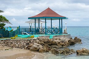 Tropical Beach Suite