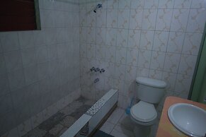 Beach Road Cottages at Jah Bs