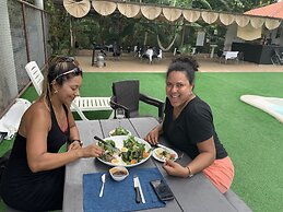 Roxy Fishing Club Y Hotel