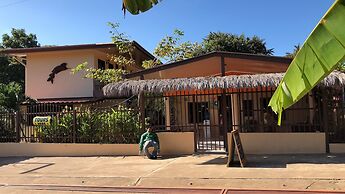 Roxy Fishing Club Y Hotel