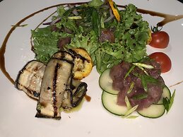 Roxy Fishing Club Y Hotel