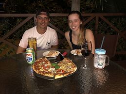 Roxy Fishing Club Y Hotel