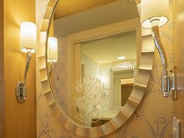 Disney Ambassador Hotel