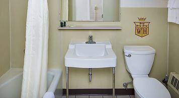 Finlen Hotel and Motor Inn