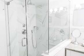 The Platinum Pebble Boutique Inn - Adults Only