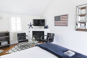 The Platinum Pebble Boutique Inn - Adults Only
