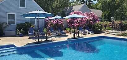 The Platinum Pebble Boutique Inn - Adults Only