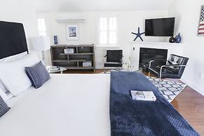 The Platinum Pebble Boutique Inn - Adults Only