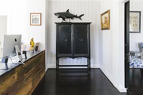 The Platinum Pebble Boutique Inn - Adults Only