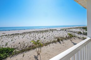Drifting Sands Oceanfront Hotel