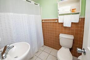 Drifting Sands Oceanfront Hotel