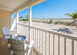Drifting Sands Oceanfront Hotel