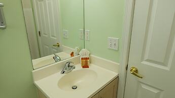 Drifting Sands Oceanfront Hotel