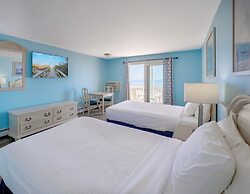 Drifting Sands Oceanfront Hotel