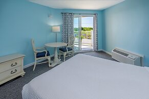 Drifting Sands Oceanfront Hotel