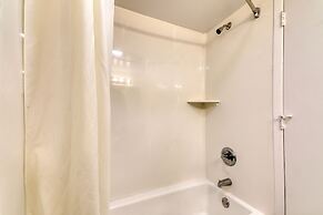 Blockade Runner Motor Inn