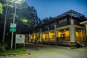 Chinar Family Resort