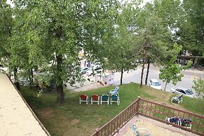 Chinar Family Resort