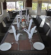 Chinar Family Resort