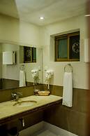 Chinar Family Resort