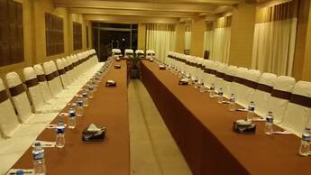 Chinar Family Resort