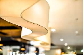 Golden Tulip Essential Tangerang