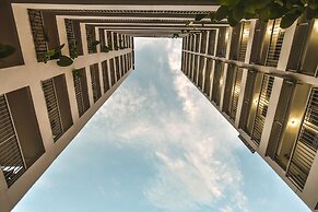 Golden Tulip Essential Tangerang